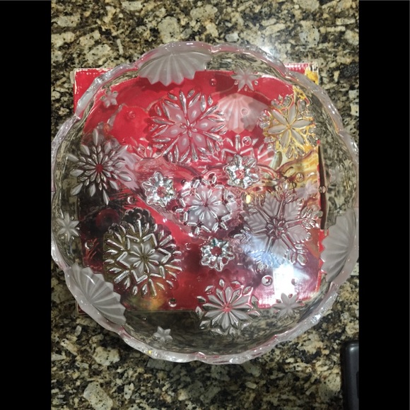 ❄️Mikasa Snowflake❄️ - Picture 3 of 5